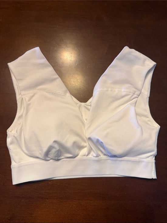 Tommie Copper Other - Tommie copper White Seamless V-Neck posture and support sports Bra